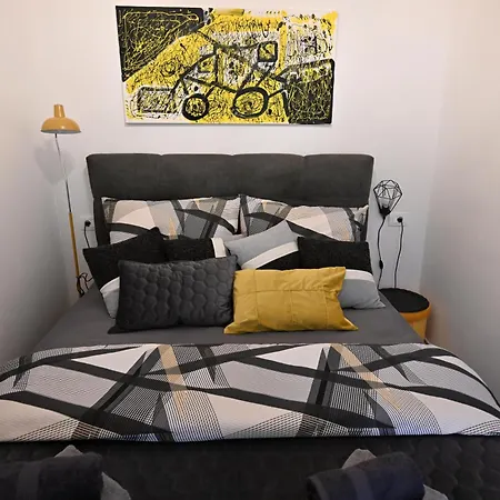 Simply Red Apartament *