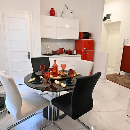 Apartament Simply Red *