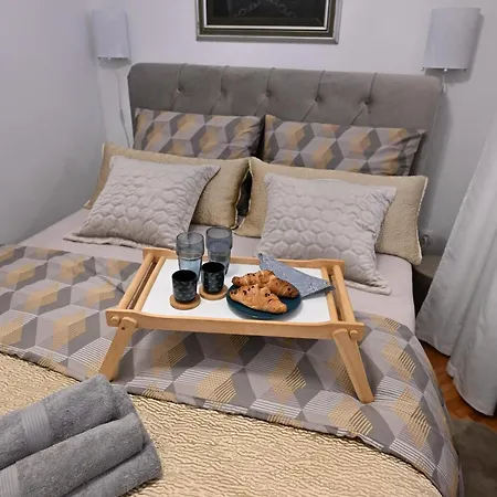 Simply Red Apartament