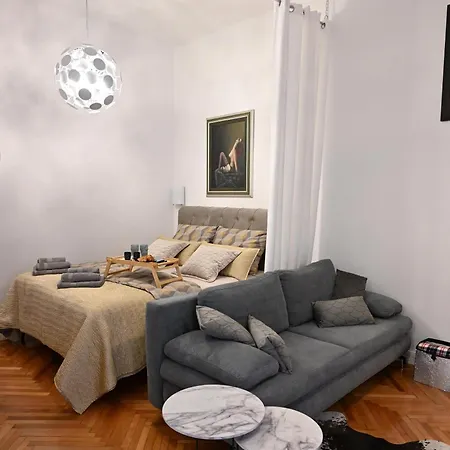 Apartament Simply Red